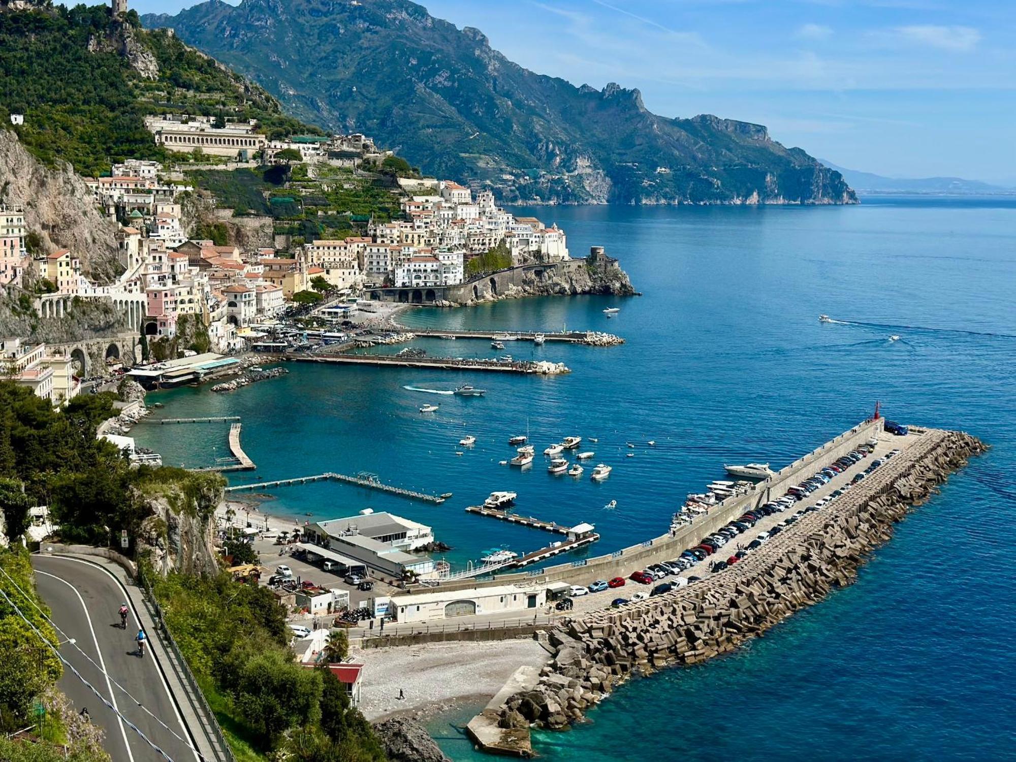 Sea Inside Apartment Amalfi Ngoại thất bức ảnh